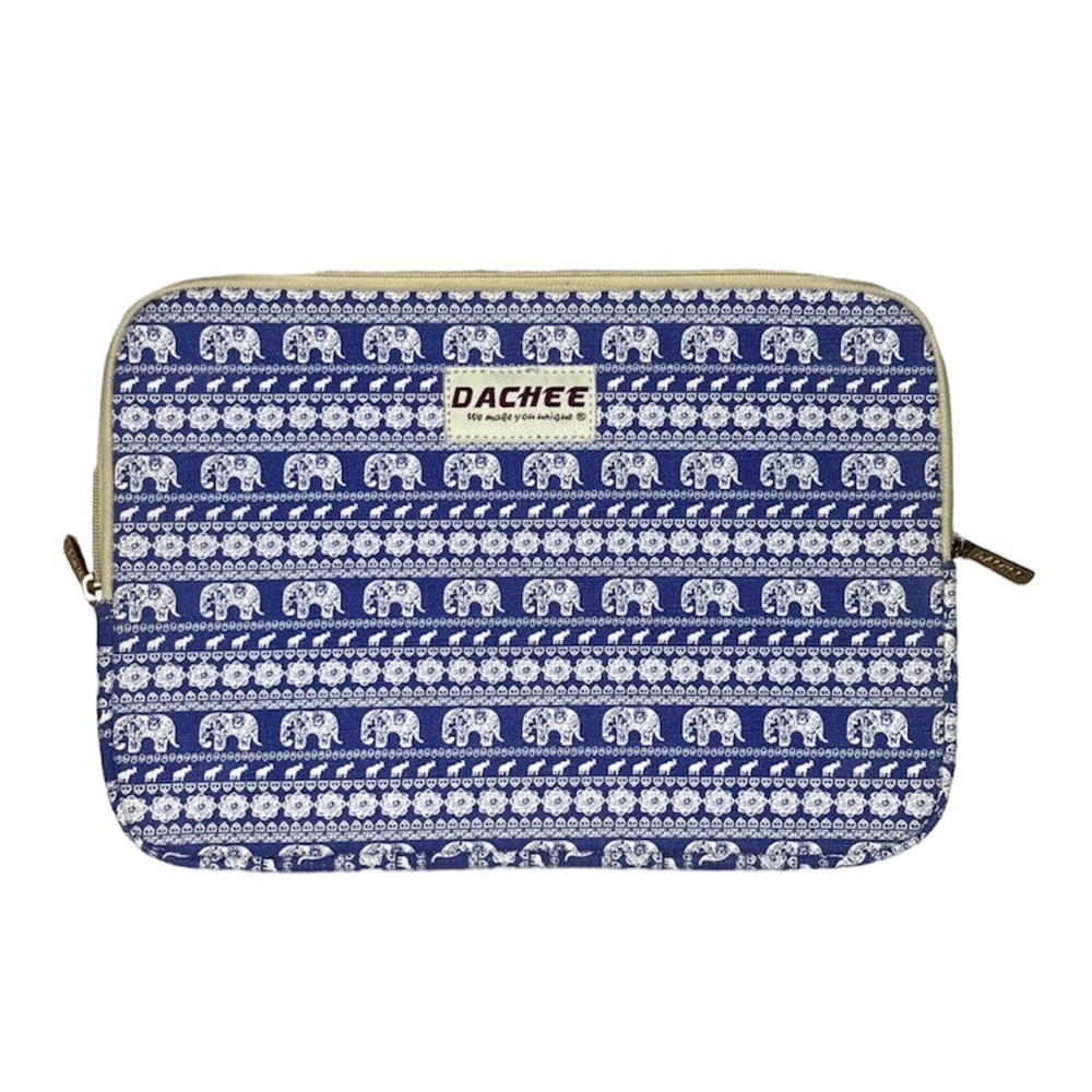 Dachee elephants tablet/laptop sleeve